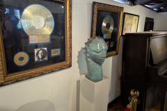 visit bob marley